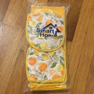 Smart Home Citrus Pot Holders & Hand Towels